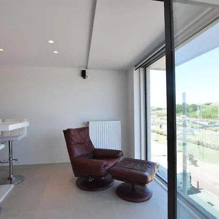 Modern With Lift * Bredene
