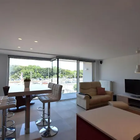 Apartment Modern With Lift *
